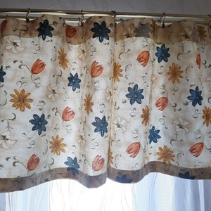 2 Pieces Vintage Floral cotton print cafe curtains - valance curtains , cafe curtains vintage, kitchen curtains, kitchen valance, (10)