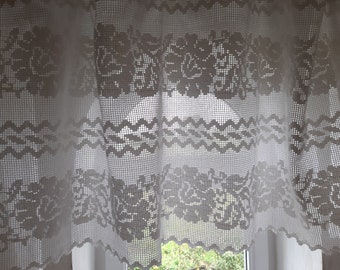 Vintage Wide floral net valance curtain, machine woven valance, kitchen valance, vintage cafe curtain (A9)