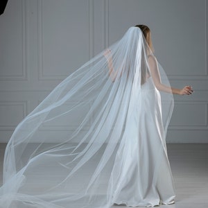 Plain wedding veil, wedding veil minimalist, bridal veil itallian tulle, cathedral plain veil, fingertip veil tulle, royal classic veil image 1