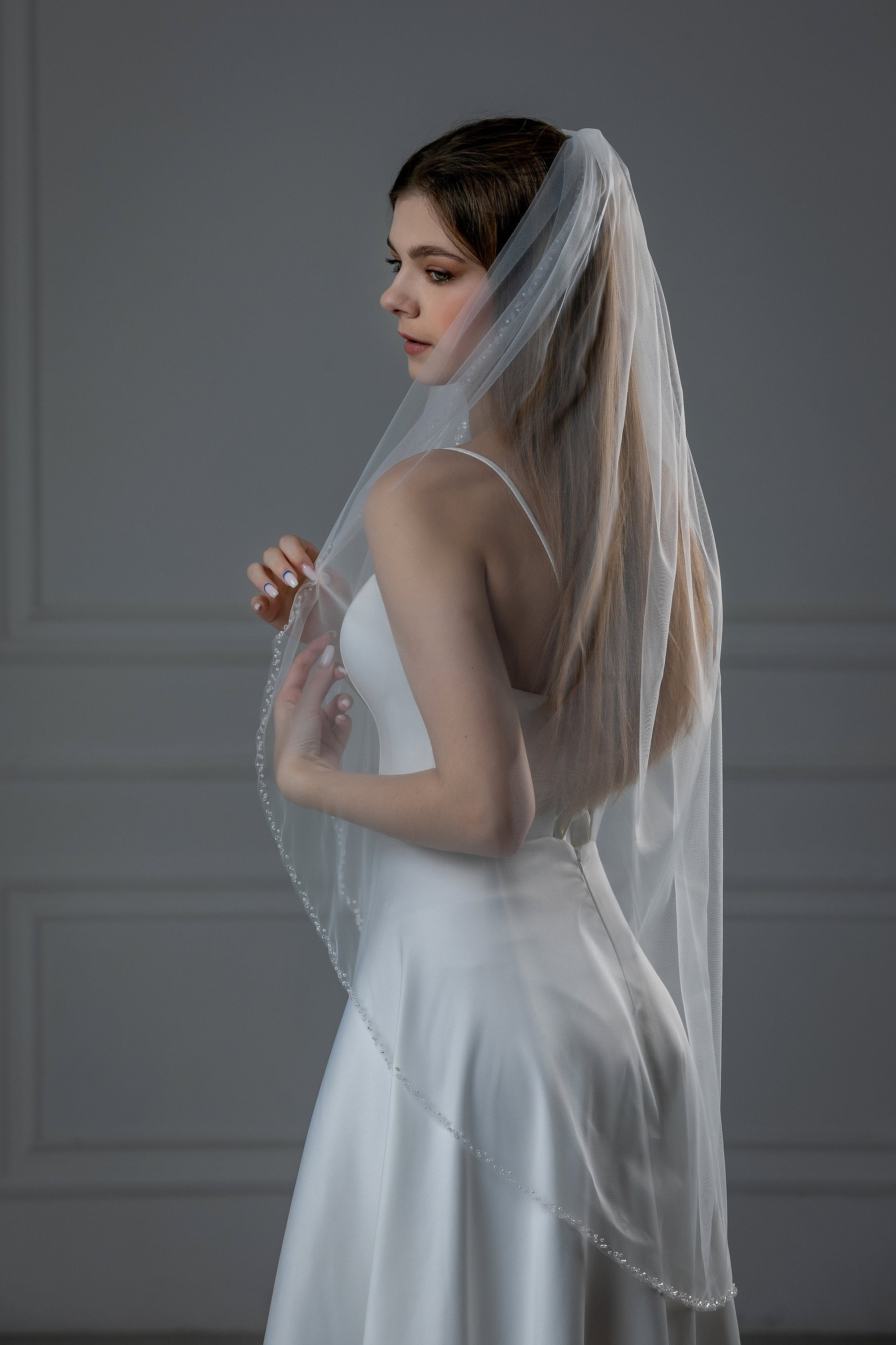 BRAND NEW / Never Worn! Elegant White Hair Veil with Crystal & Pearl Accents Pearl Bridal Wedding Veil | Elegant Veil with Pearls  main image 3