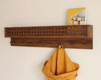 Combined Bookshelf and Wooden Pegs for Children's Room