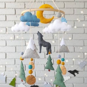 Wolf mobile, Wolf nursery decor, Mountain mobile, Woodland baby mobile, Rustic nursery decor, Forest animals mobile, Felt mobile for crib