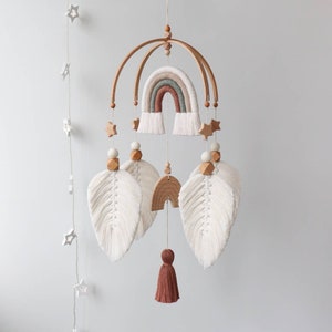 Macramé babymobiel, boho-inrichting kinderkamer, regenboog mobiel voor wieg, genderneutraal mobiel