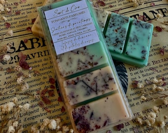 Geurende fondanttaartjes met pistachecrème en amandelpasta