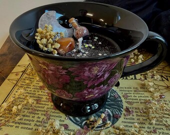 Dark Romance Teacup Candle