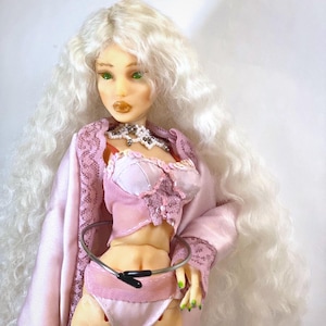 Кукла BJD Fantasy 1/4 в розовом нижнем белье – OOAK Handmade Art Doll – 3D Printed – Fashion Doll с белыми волосами – Коллекционная шарнирная кукла