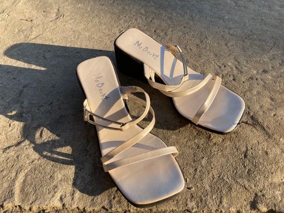 vintage sandals / platform sandals / 00s sandals /