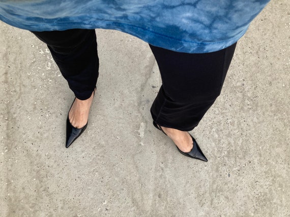 vintage mules / kitten heel mules / pointy toe mul