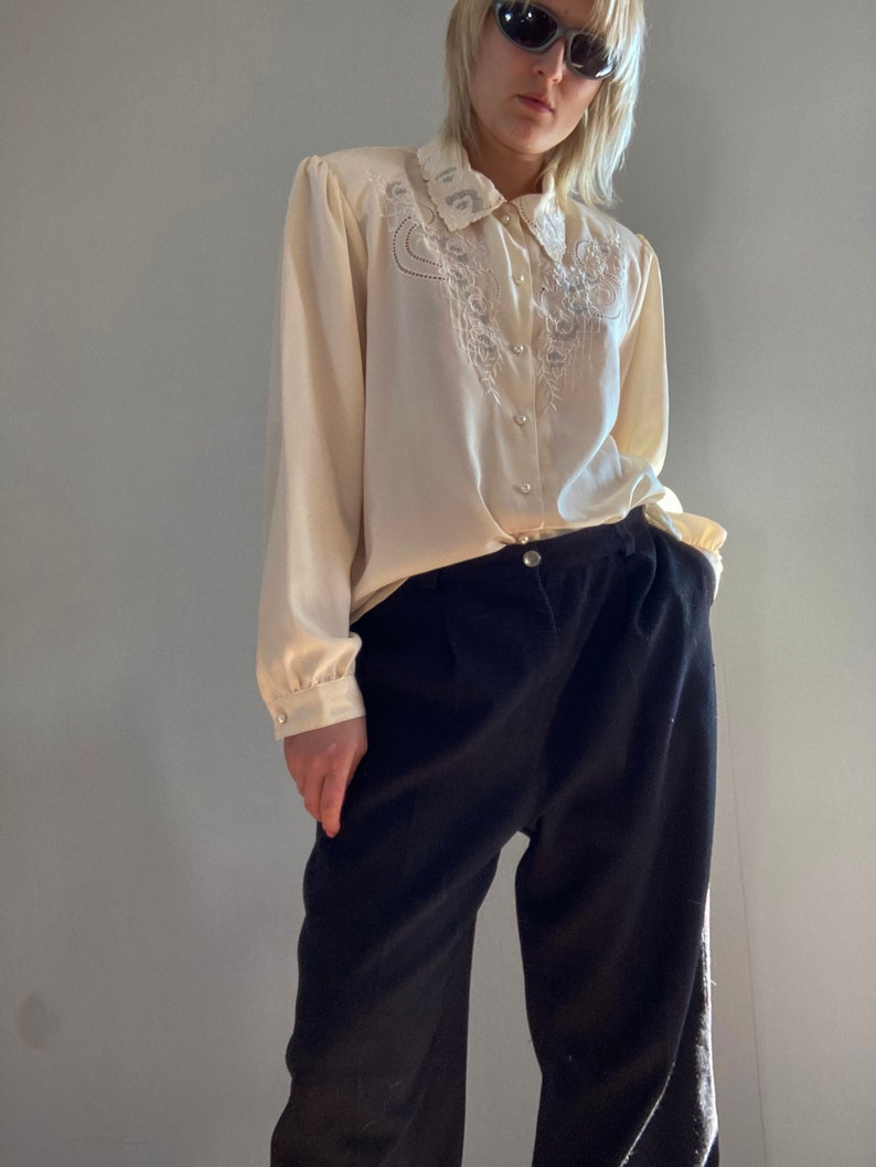 vintage blouse milky white blouse embroidery blouse flower blouse 80s blouse princess blouse 90s blouse