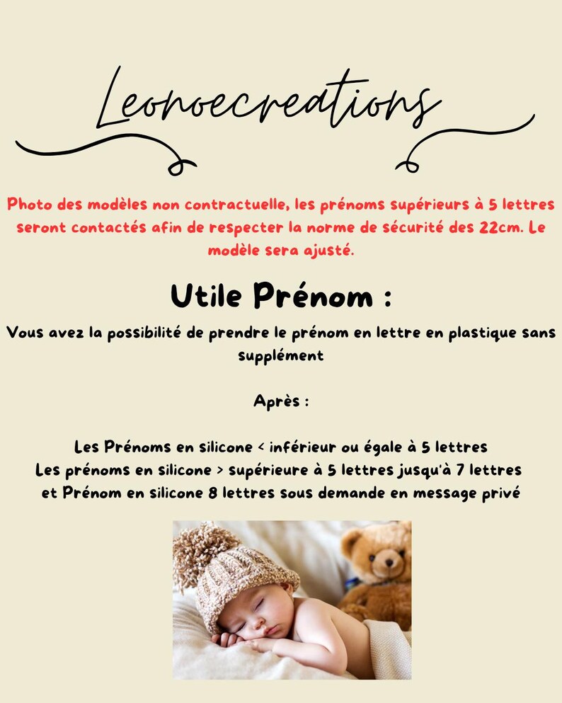 Puede incluir: Un beb&eacute; durmiendo con un gorro de punto marr&oacute;n con un pomp&oacute;n blanco, acostado en una manta blanca con un oso de peluche marr&oacute;n. El texto dice: "Utile Pr&eacute;nom: Vous avez la possibilit&eacute; de prendre le pr&eacute;nom en lettre en plastique sans suppl&eacute;ment Apr&egrave;s: Les Pr&eacute;noms en silicone < inf&eacute;rieur ou &eacute;gale &agrave; 5 lettres Les pr&eacute;noms en silicone > sup&eacute;rieure &agrave; 5 lettres jusqu'&agrave; 7 lettres et Pr&eacute;nom en silicone 8 lettres sous demande en message priv&eacute;"