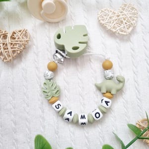 Personlig nappklämma för dinosaurier - Napphållare - Babyshowerpresent