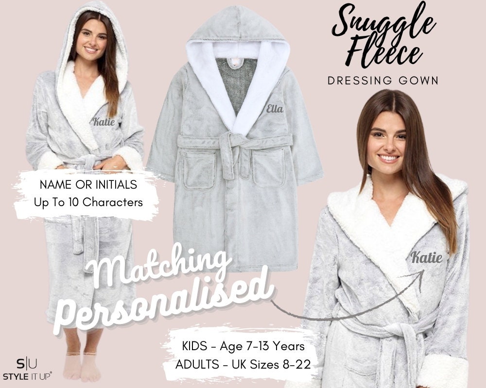 Buy Personalised Wedding Satin Dressing Gown, Custom Name Bridal  Bridesmaids Robe, Long Silk Satin Robe With Side Pockets, Bridal Robe  Online in India - Etsy