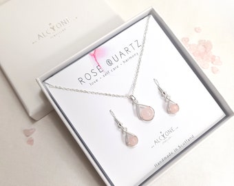 Set de regalo de cuarzo rosa - TAURUS BIRTHSTONE, Pendientes y collar, Amor, Cuidado personal, Armonía, Confort, Chapado en oro/plata, Alcyone