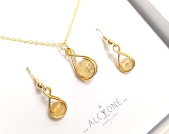 Citrin Geschenk Set - SCORPIO BIRTHSTONE, Ohrringe und Halskette, Abundance, Joy, Positivity, Gold / versilbert, Alcyone