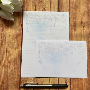 Set da scrittura A5 Blue Falling Flowers, posta ordinaria, Happy Post, Penpal, cancelleria personalizzata, set di lettere, set da scrittura A5, buste, carta per appunti