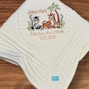 Personalized baby quilt blanket, embroidered quilt, heirloom quilted blanket, personalized embroidery blanket, baby blanket