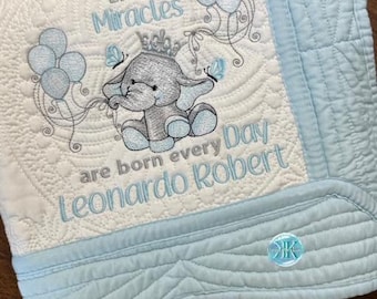Personalized baby quilt blanket, embroidered quilt, heirloom quilted blanket, personalized embroidery blanket, baby blanket