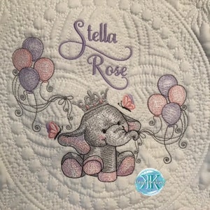 Personalized baby quilt blanket, embroidered quilt, heirloom quilted blanket, personalized embroidery blanket, baby blanket