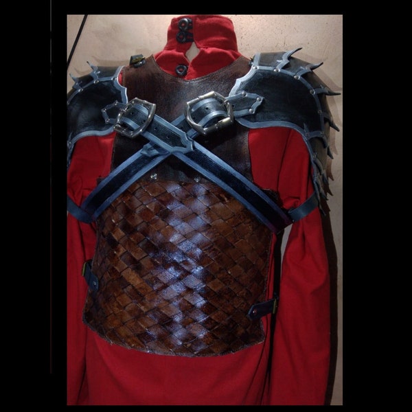 Armatura in cuoio - Pettorina in cuoio - Leather armor - Larp - GRV - Fantasy - Made in Italy