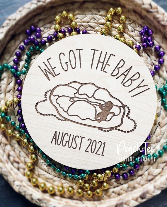 Womens Mardi Gras King Cake Baby Krewe T-Shirt For Announcements Womens Mardi Gras King Cake Baby Krewe T-Shirt For Announcements
