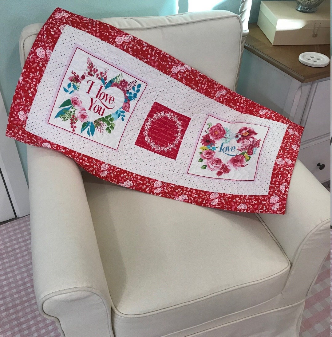 Valentine's Day Love Quilted Table Runner - Etsy