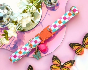 Girly Checkered Cat Collar with Bell and Butterfly Charm, Cute Y2k Checked Breakaway Cat Collar, Pink Summer Female Kitten Collar Safety