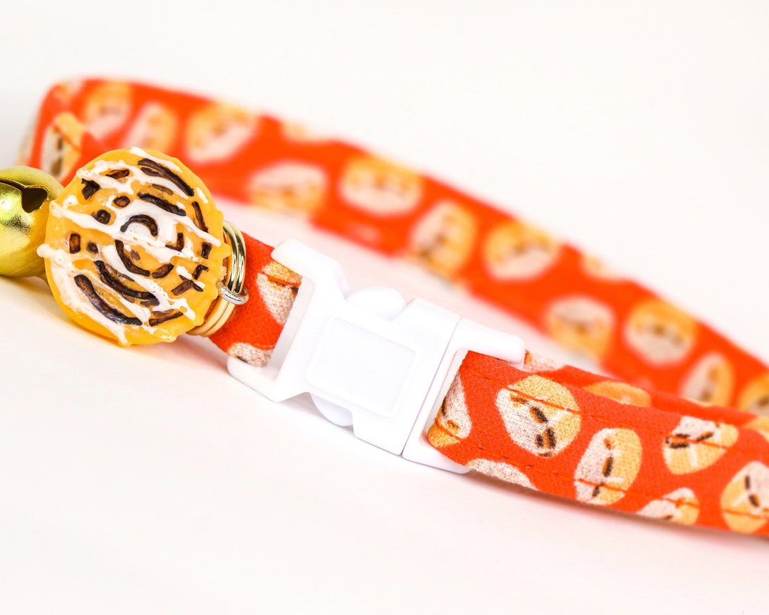 Cinnamon Roll Breakaway Cat Collar With Bell and Charm, Orange Cat