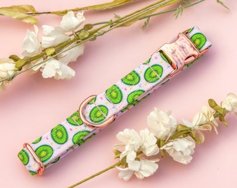 Kiwi Dog Collar, Light Pink Fruit Dog Collar, Customized Girl Dog Collar with Kiwis, Retro Colorful Pet Collar, Cute Large Custom Dog Collar