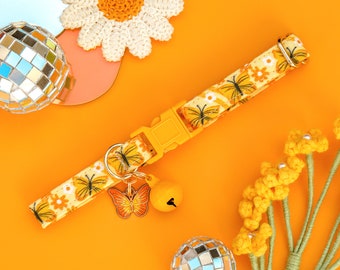 Butterfly Cat Collar | Breakaway Safety Buckle | with Charm and Bell | Kitten to Large Sizes | Spring, Summer, Yellow, Retro, Groovy, Floral