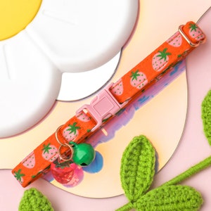 Groovy Strawberry Cat Collar with Bell and Charm, Retro Summer Cat Collar Breakaway, Cute Fruit Kitten Collar, Colorful Girl Cat Collar