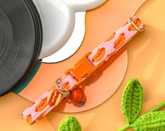 Pink Retro Hotdog Cat Collar with Bell and Charm, Cute Summer Cat Collar Breakaway, Girl Kitten Collar, Groovy Y2k Female Cat Collar
