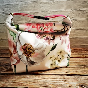 Lunch Bag mit Blumenmuster – Isolierte Brottasche für Frauen – Wiederverwendbare Thermotasche – Zero Waste Geschenkidee