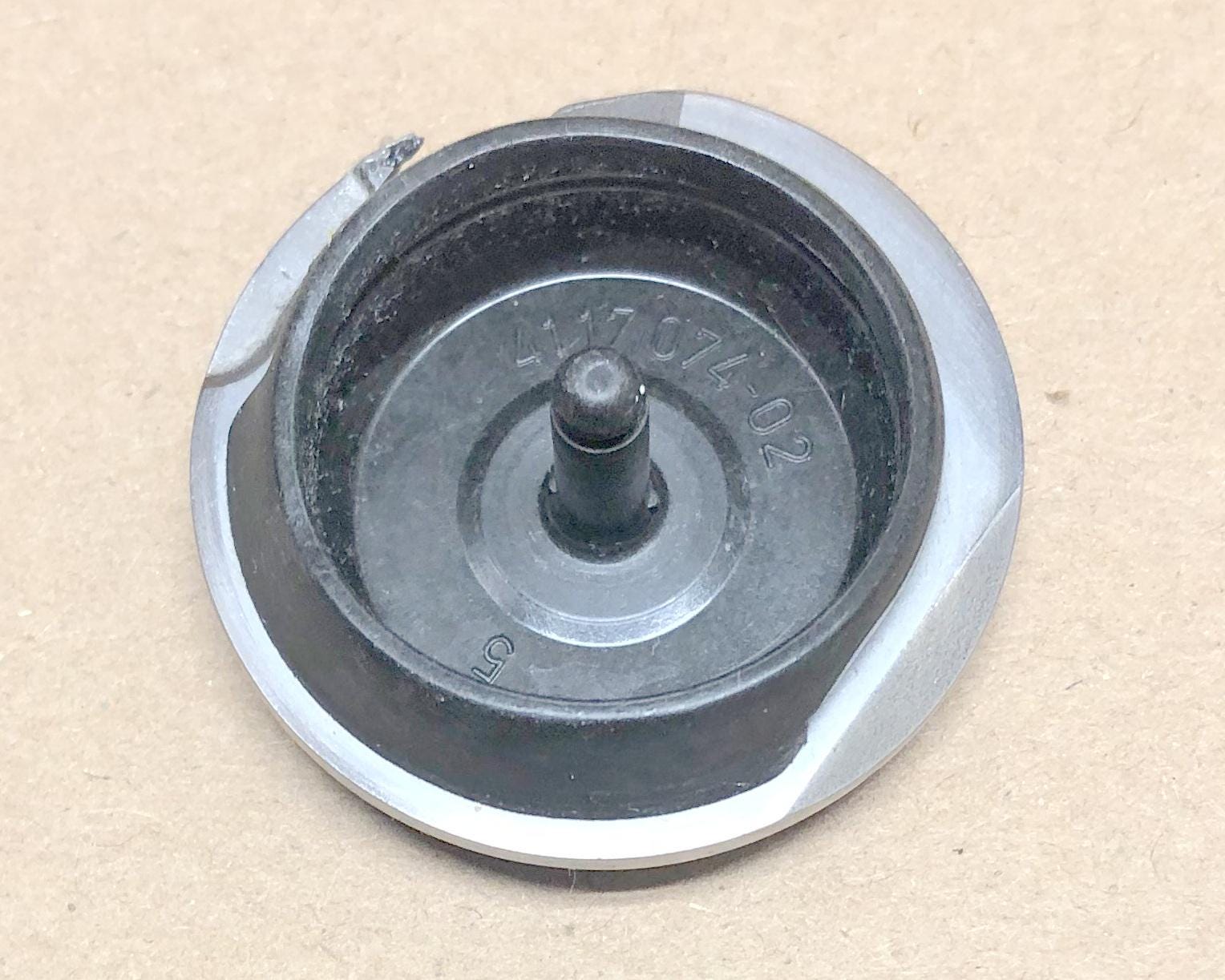 Genuine Husqvarna VIKING Hook Part Number 4117074-02 Fits