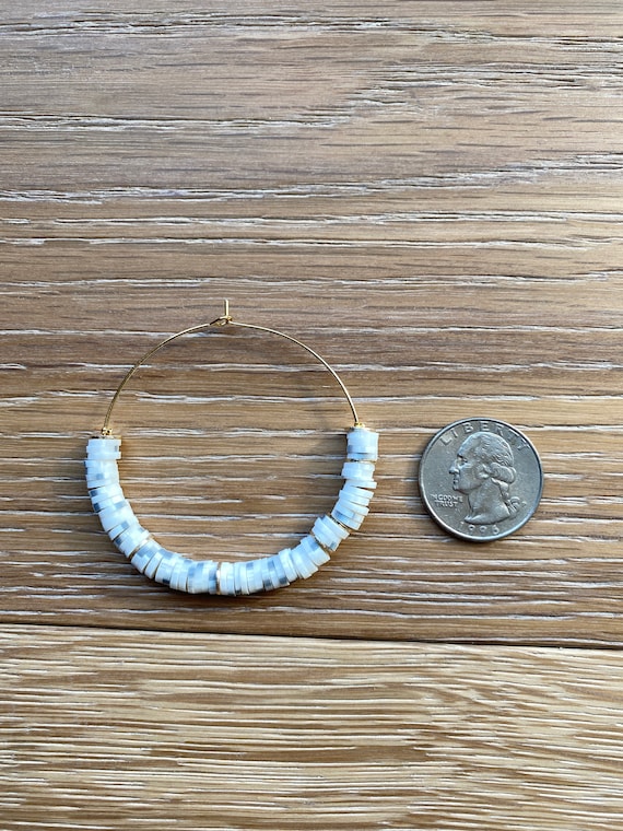 Spot The Dot Earrings in White Spot The Dot Earrings in White