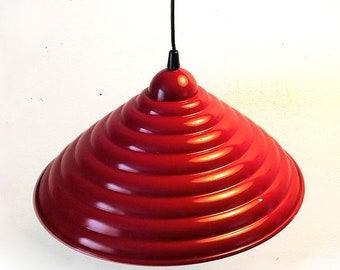 Vintage Space Age Pendelleuchte, pyramidenförmige Deckenleuchte, Ø 38,5 cm, Niederlande, 1960
