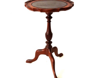 Mesa de vino antigua estilo francés mesa auxiliar de madera para vino mesa de vino decorativa chapa de nogal mesa de centro trípode Países Bajos 1920
