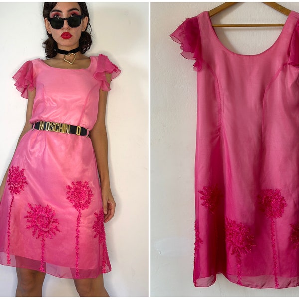 Vintage Handgefertigtes Rosa Floaty Midikleid, Y2K Schrägschnittkleid, Rüschen-Kurzarmkleid A-Linie, 2000er Jahre Kleid, Romantisches Kleid