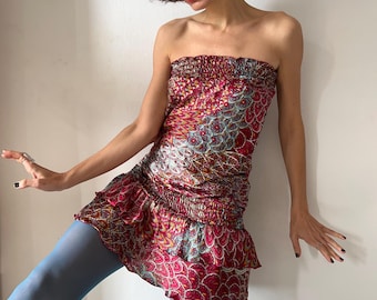 Vintage Y2k Paisley Minikleid: Burgundy Hue Trägerloses Gerafftes Rayon Boho Kleid