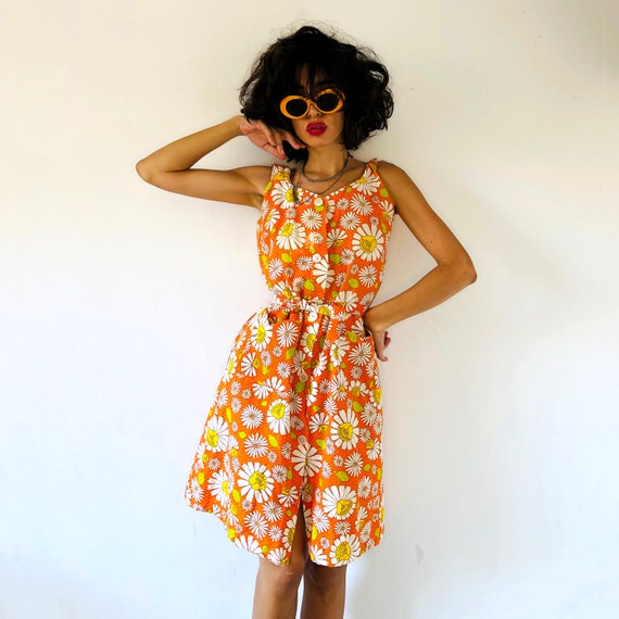 60s Floral orange daisy dress. Vintage boho dress,