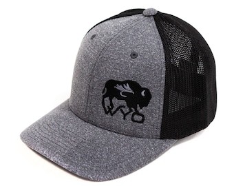 Wyo Fly Bison Flex-Fit Mesh Hat - Gray/Black