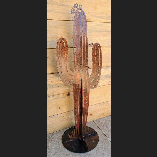 Metal Cactus Yard Art Etsy