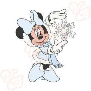 Puede incluir: Una ilustración de dibujos animados de Minnie Mouse con un abrigo de invierno azul y sosteniendo un copo de nieve blanco. Tiene un gran lazo azul en el pelo y sonríe.