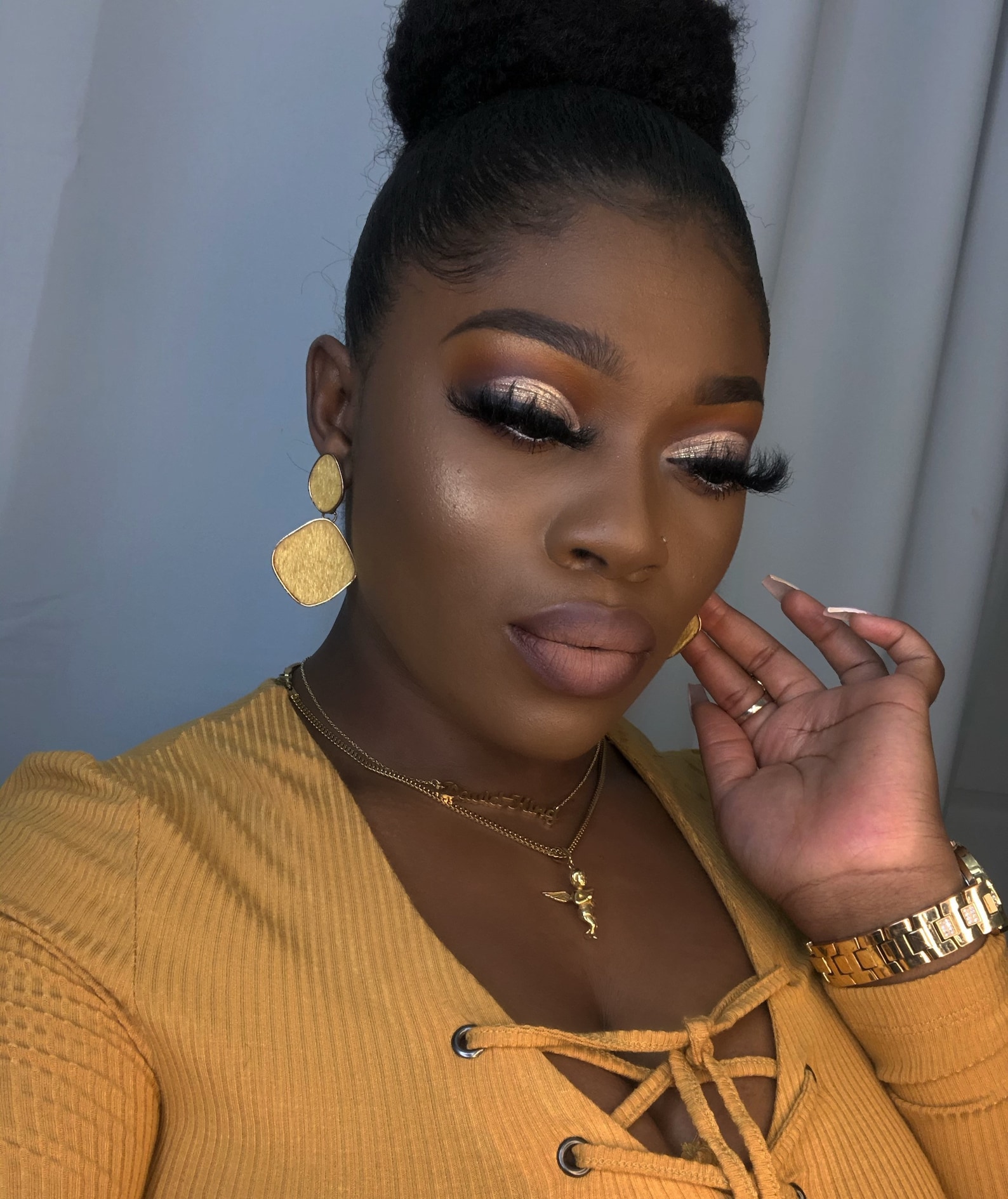 Baddies Gallery: A Visual Showcase Of Beauty - azrt6j3