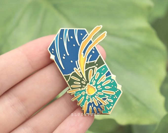Meteor Pin - Celestial Scene Anime Gold Comet Star Flame Castle Space Pins