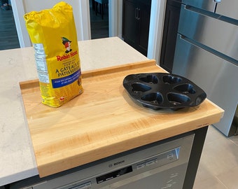 Edge Grain Wood Dough Kneading Board with Double Countertop Notch, Bread Making Pastry Pasta Rolling Cutting Board - Handmade, Opt Engraving