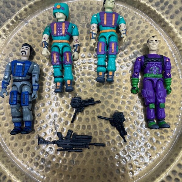 Action figure vintage degli anni '90 della Lanard, serie The Corps, alte 3,75 pollici.