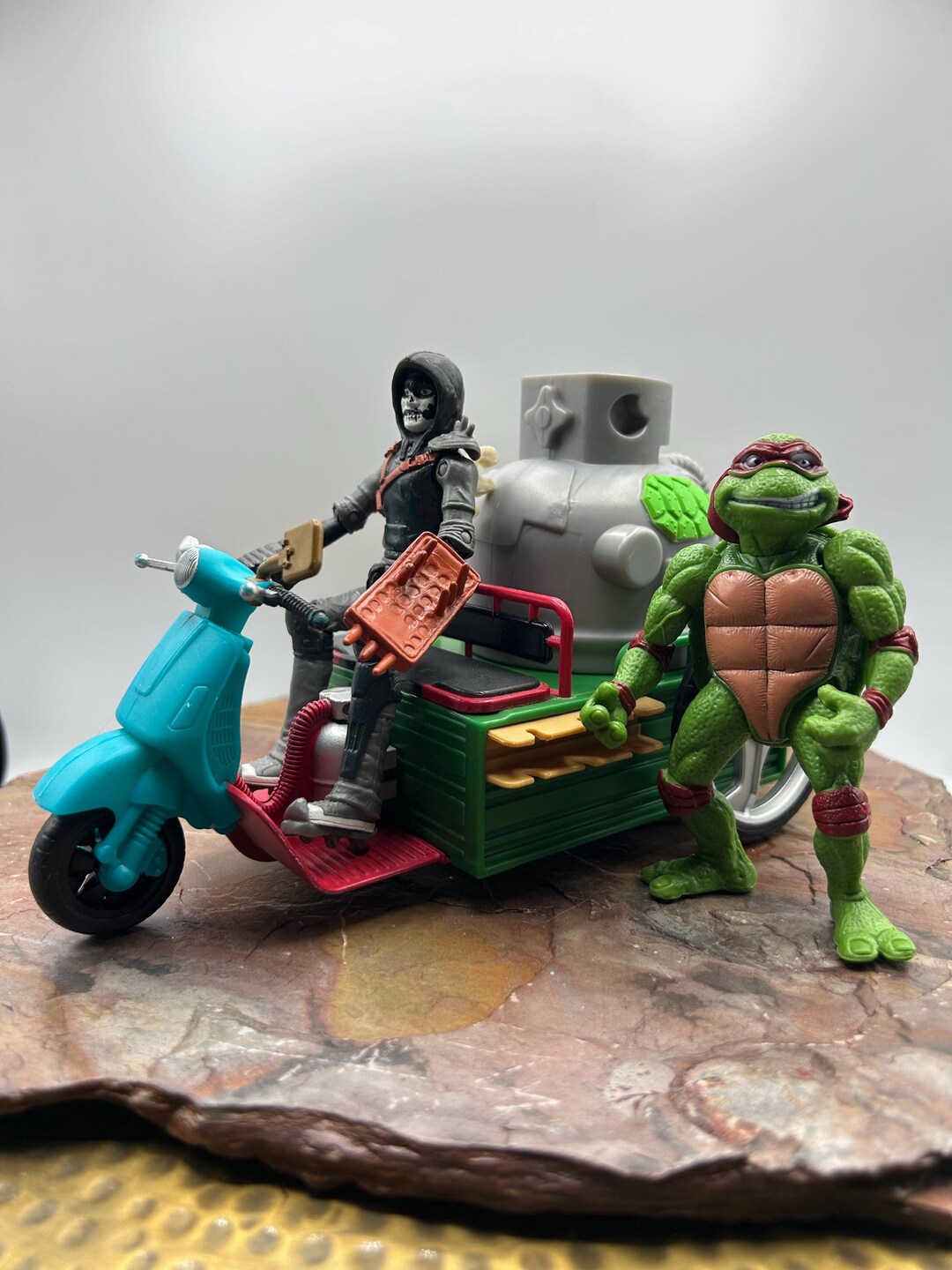 Teenage Mutant Ninja Turtles (TMNT) Pizza Thrower Bike + Vintage ...