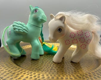 Figuras vintage de My Little Pony G1 Twice as Fancy Sundance y Brush and Grow de los años 80.