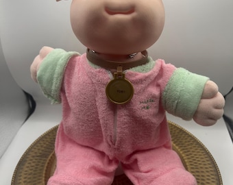 Muñeca Cabbage Patch Kid Koosa Dog vintage de 1983, 35,5 cm (14 pulgadas)