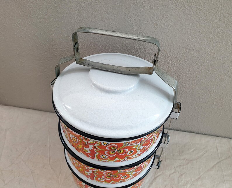 Vintage Stacked Enamel Bowls With Handle, Stackable Enamelware Lunch